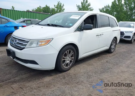 2013 Honda Odyssey Ex-L z USA, uszkodzony, nr VIN 5FNRL5H63DB051956